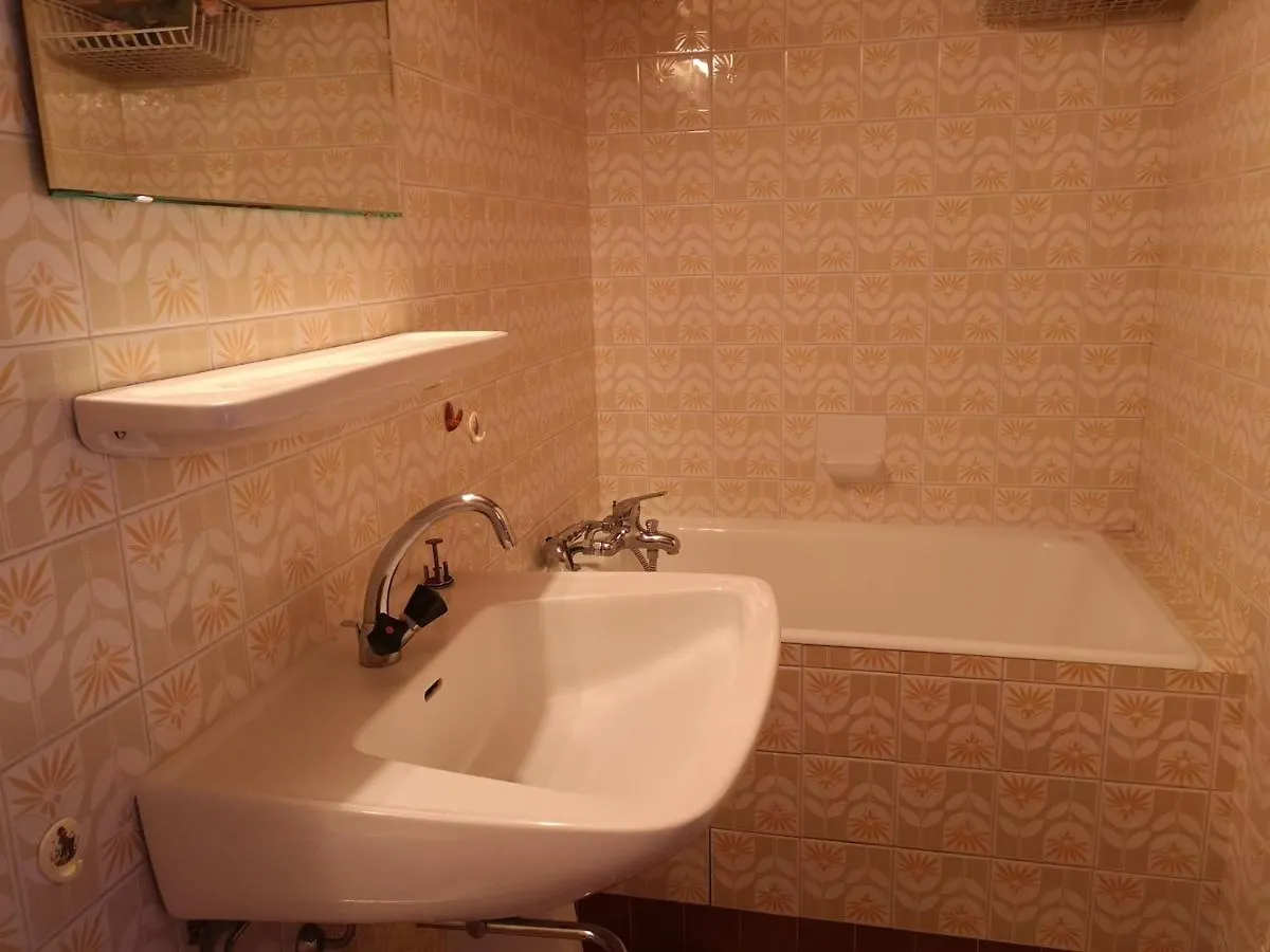 Studio Ensoleille A Notre-Dame-De-Bellecombe, Proche Pistes, Balcon, Parking, Casier A Ski, 4 Pers. - Fr-1-595-28 0*, Notre-Dame-de-Bellecombe France