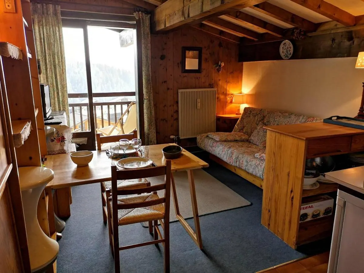 Apartment Studio Ensoleille A Notre-Dame-De-Bellecombe, Proche Pistes, Balcon, Parking, Casier A Ski, 4 Pers. - Fr-1-595-28